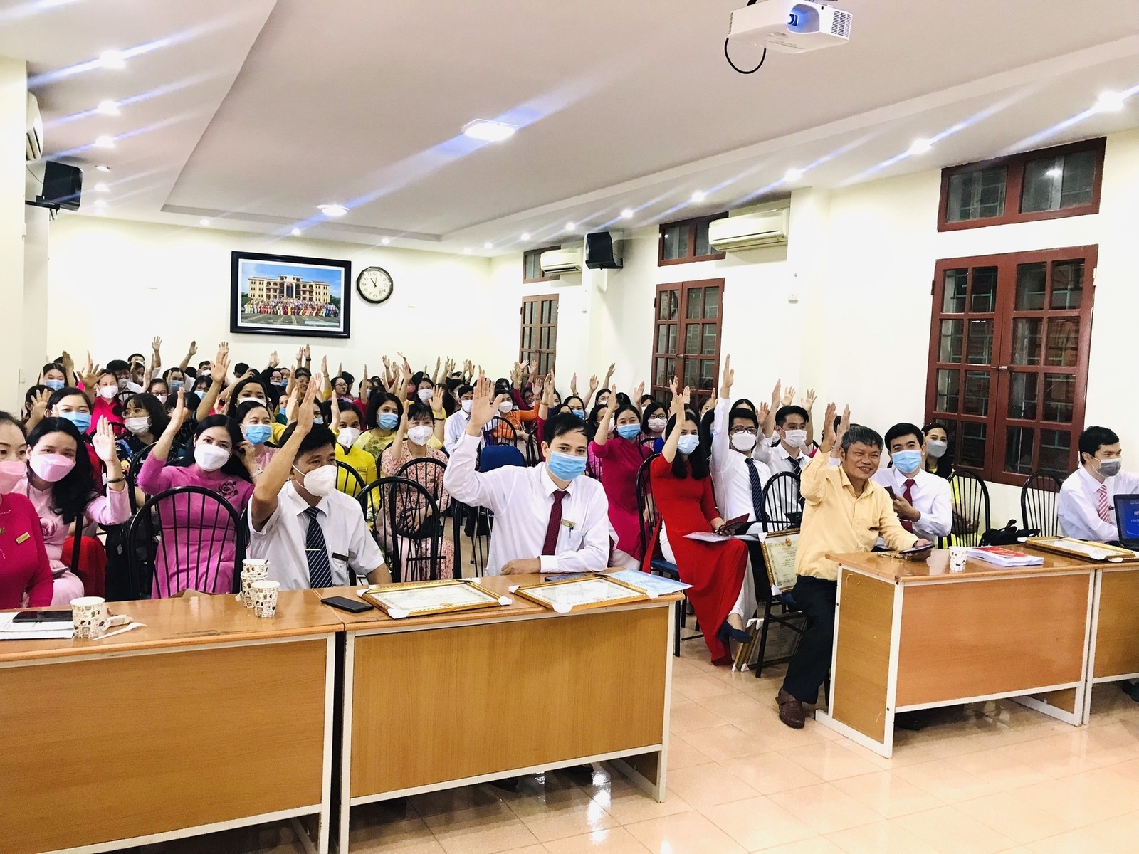 Hội nghị cán bộ viên chức năm học 2021-2022